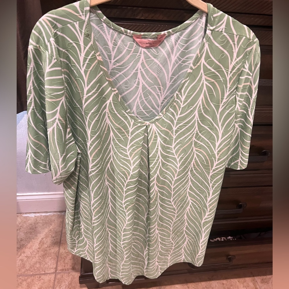 SJS beautiful top, 2x EUC